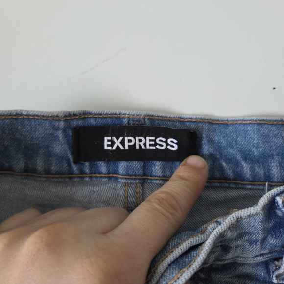 Express Jeans - Picture 2 of 7